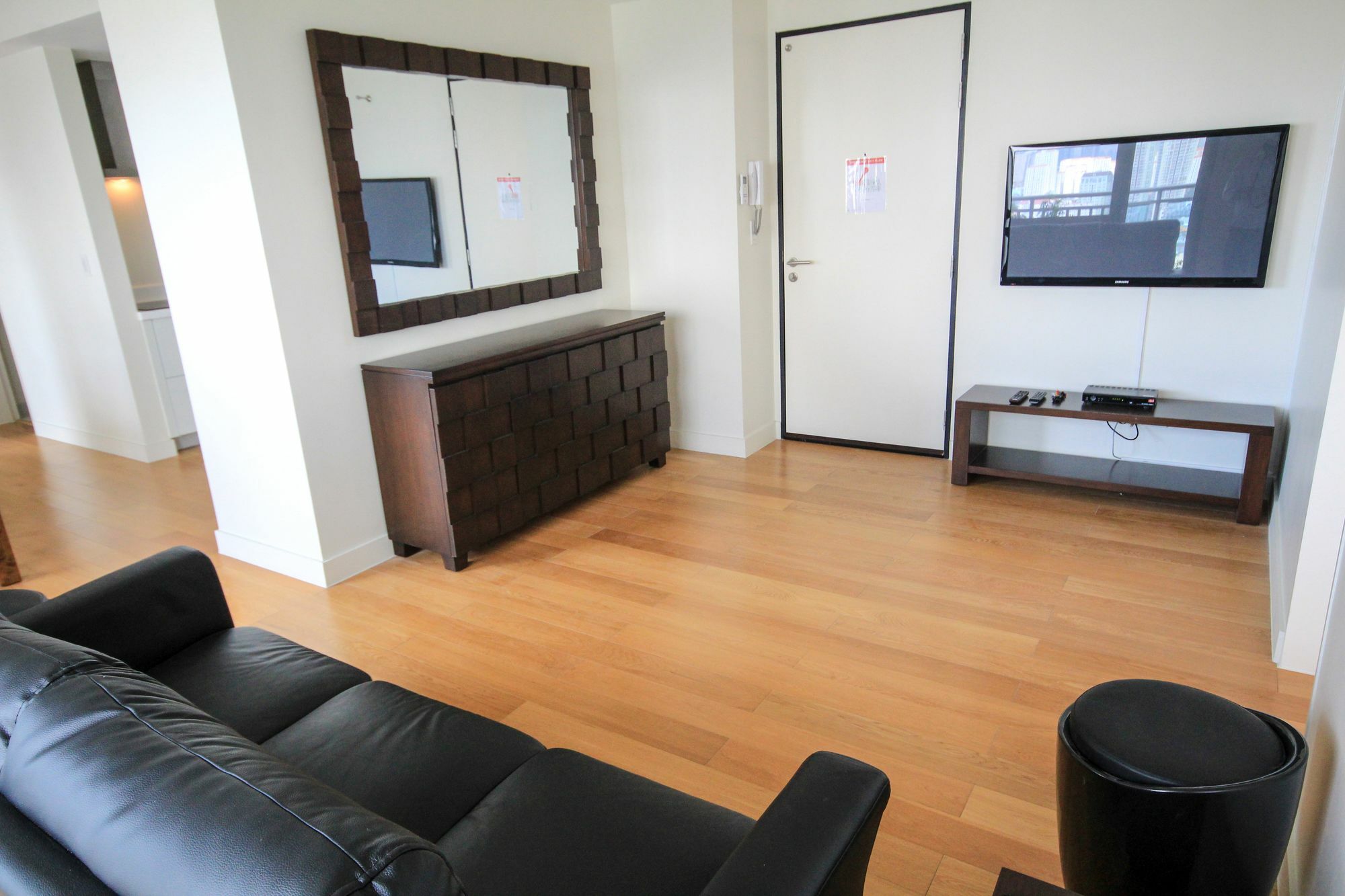 Siglo Suites @ The Acqua Private Residences Mandaluyong Buitenkant foto