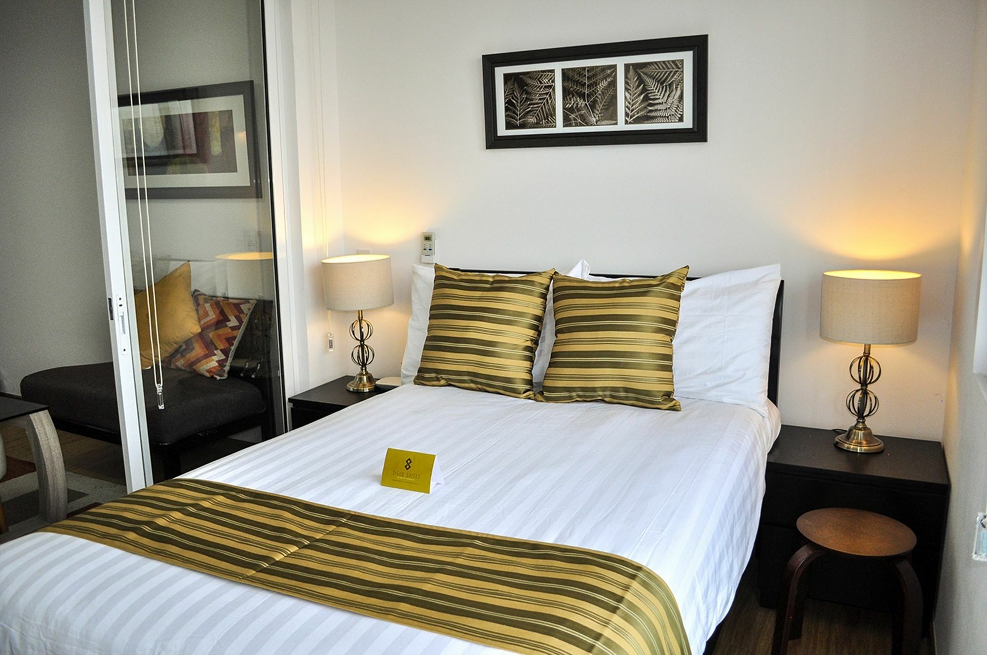Siglo Suites @ The Acqua Private Residences Mandaluyong Buitenkant foto